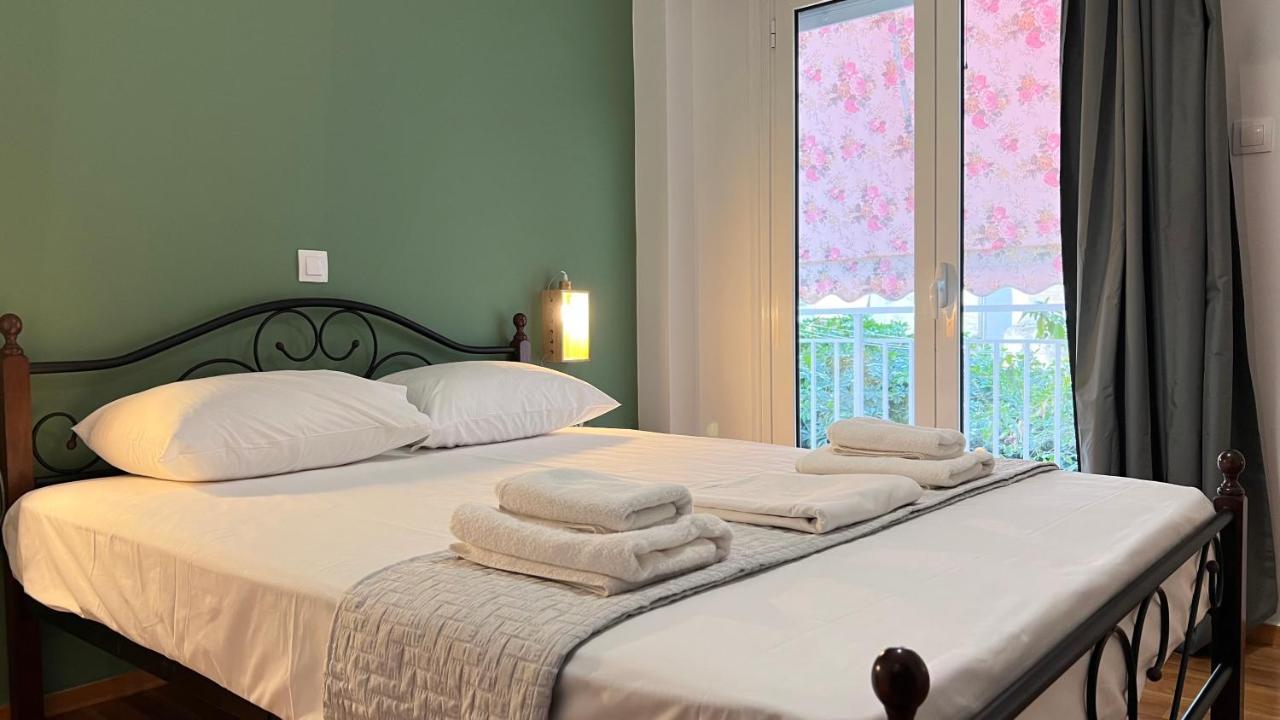 Athenian Vintage Style 2 Bdr Apartment Atenas Exterior foto